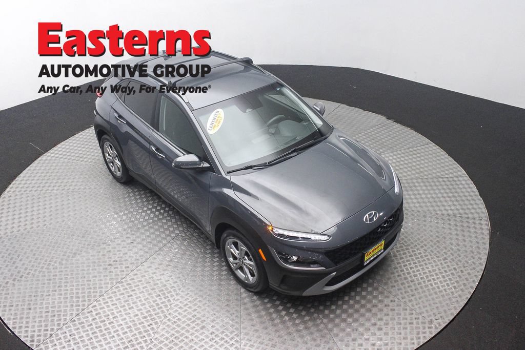 Used 2023 Hyundai Kona SEL AWD/4WD image 3