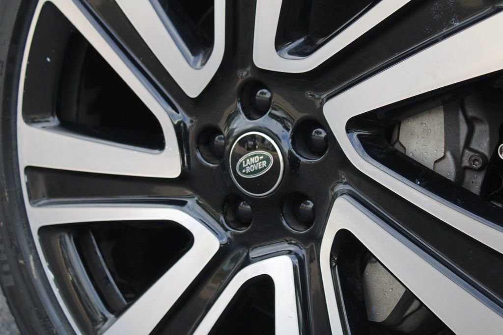 Used 2023 Land Rover Range Rover SE image 39