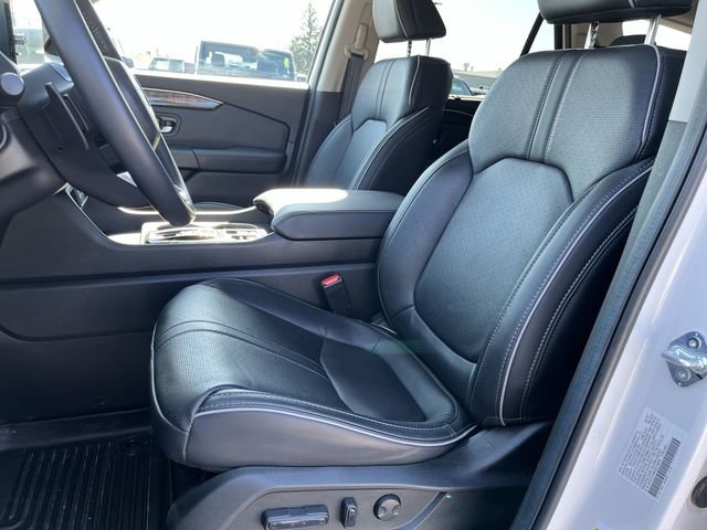 Used 2025 Honda Pilot Elite image 15