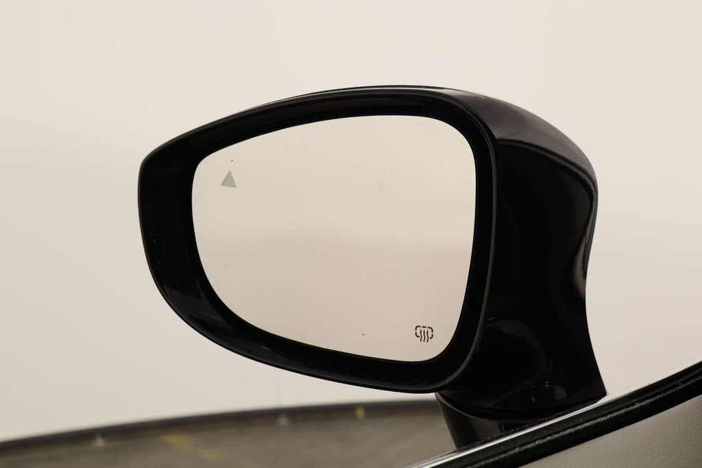 Used 2017 Chrysler Pacifica Touring-L w/ Tire & Wheel Group image 42