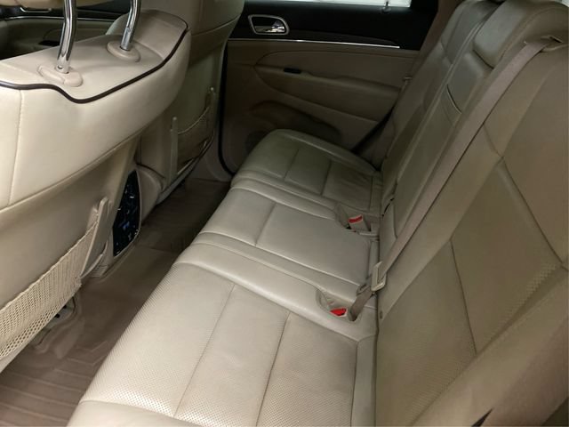 Used 2014 Jeep Grand Cherokee Overland AWD/4WD image 11