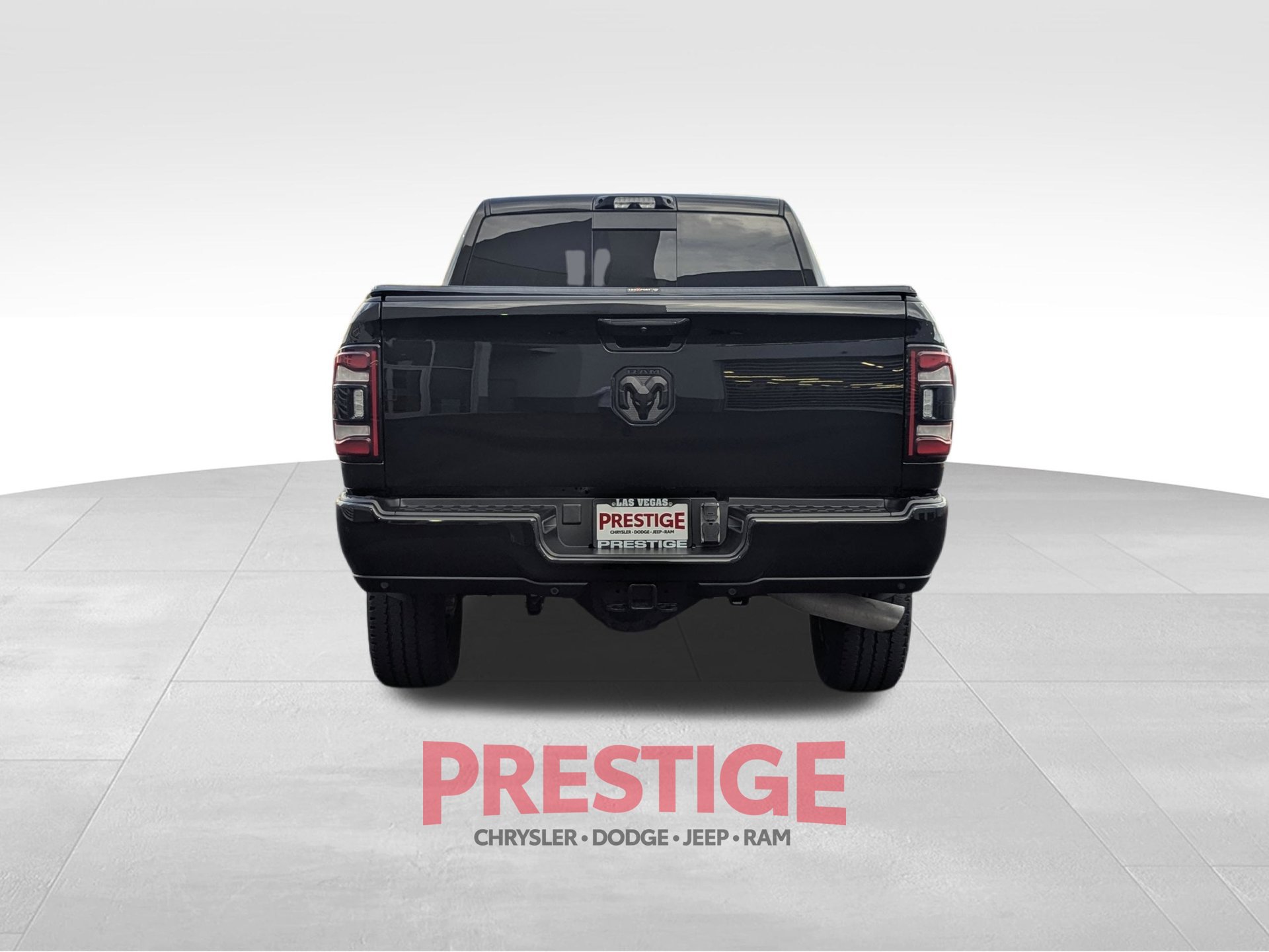 Used 2023 RAM 3500 Laramie AWD/4WD image 11