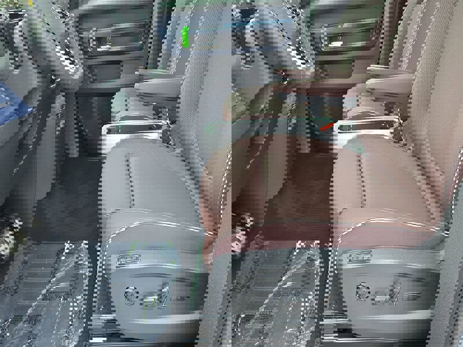 New 2025 Volkswagen ID. Buzz Pro S Plus image 17