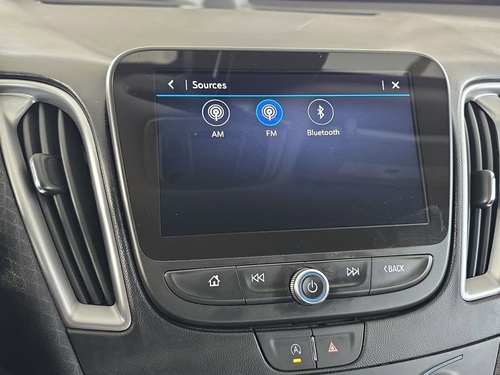 Used 2025 Chevrolet Malibu RS image 14