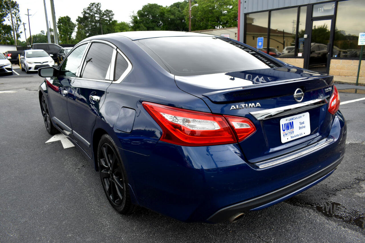 Used 2016 Nissan Altima 3.5 SR image 8