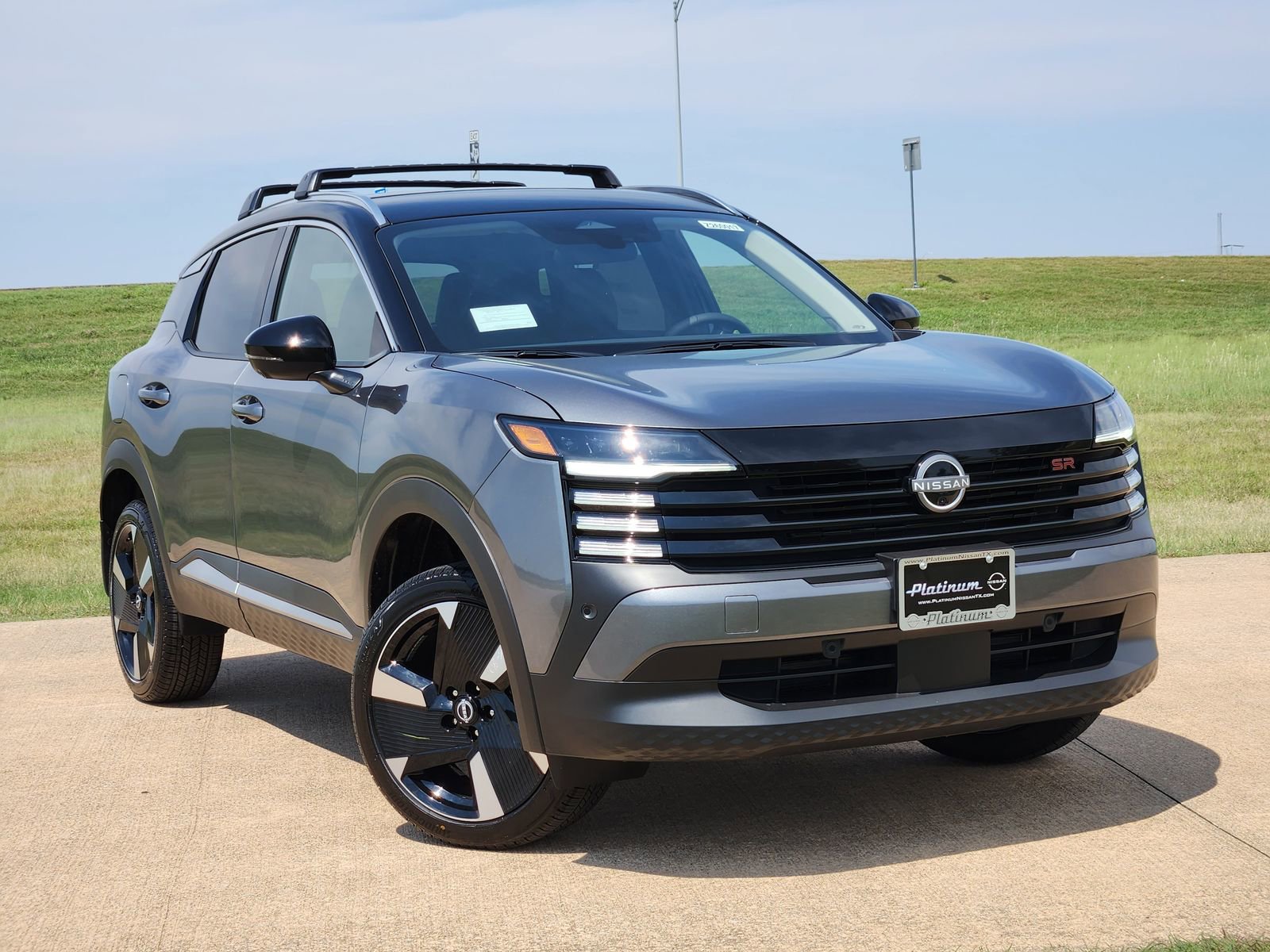 New 2026 Nissan Kicks SR image 6