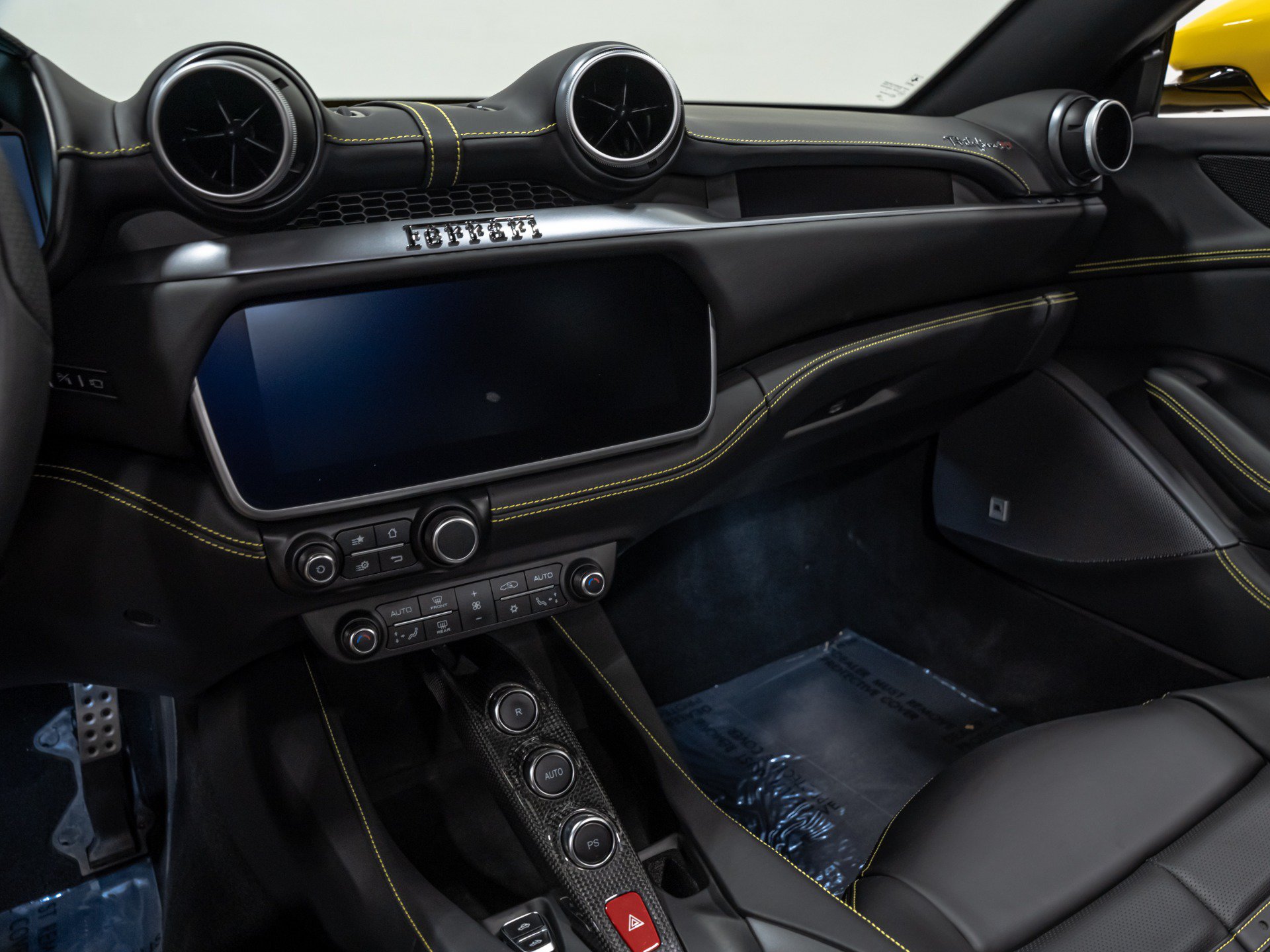 Used 2023 Ferrari Portofino M RWD image 56