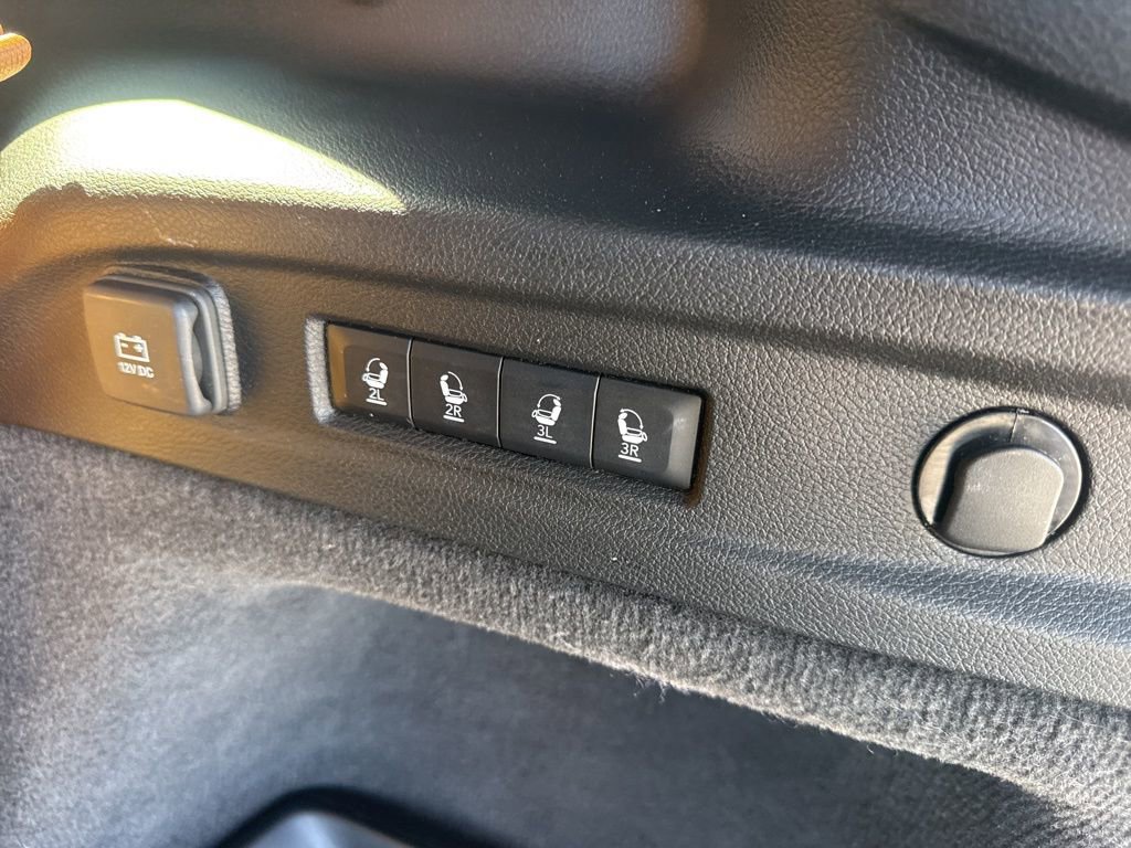 Used 2023 Jeep Grand Cherokee L Summit image 12