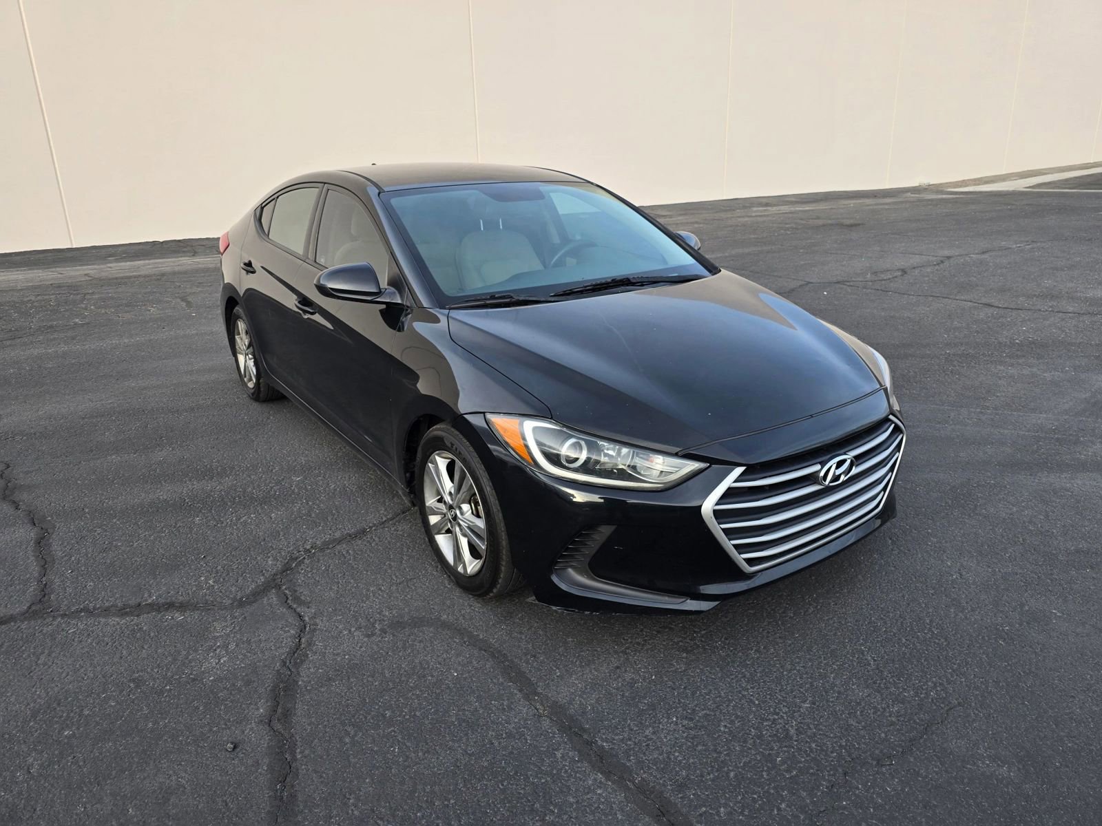 Used 2018 Hyundai Elantra SEL FWD image 1