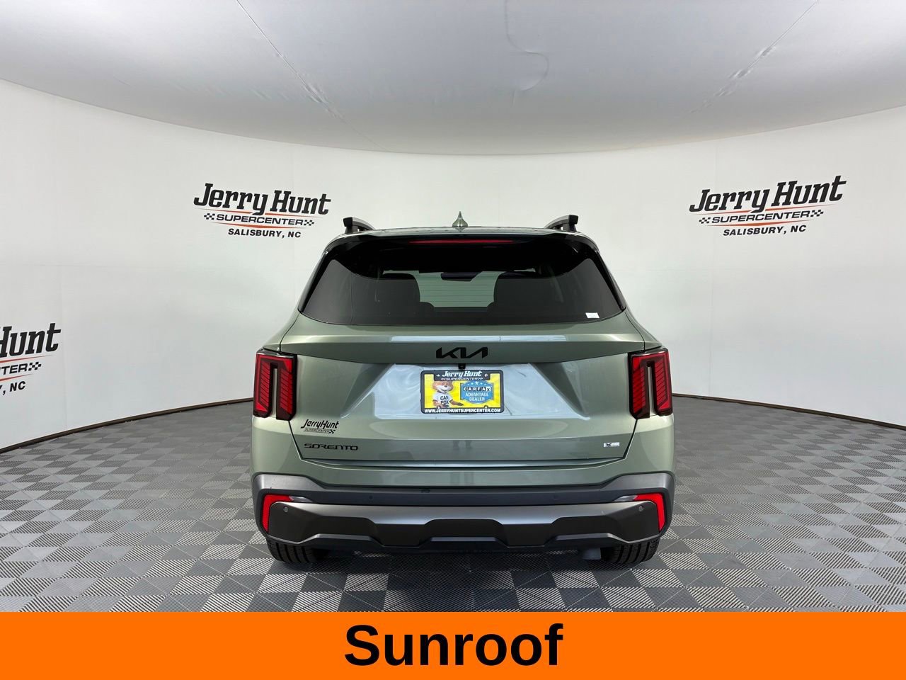 Used 2025 Kia Sorento SX image 8