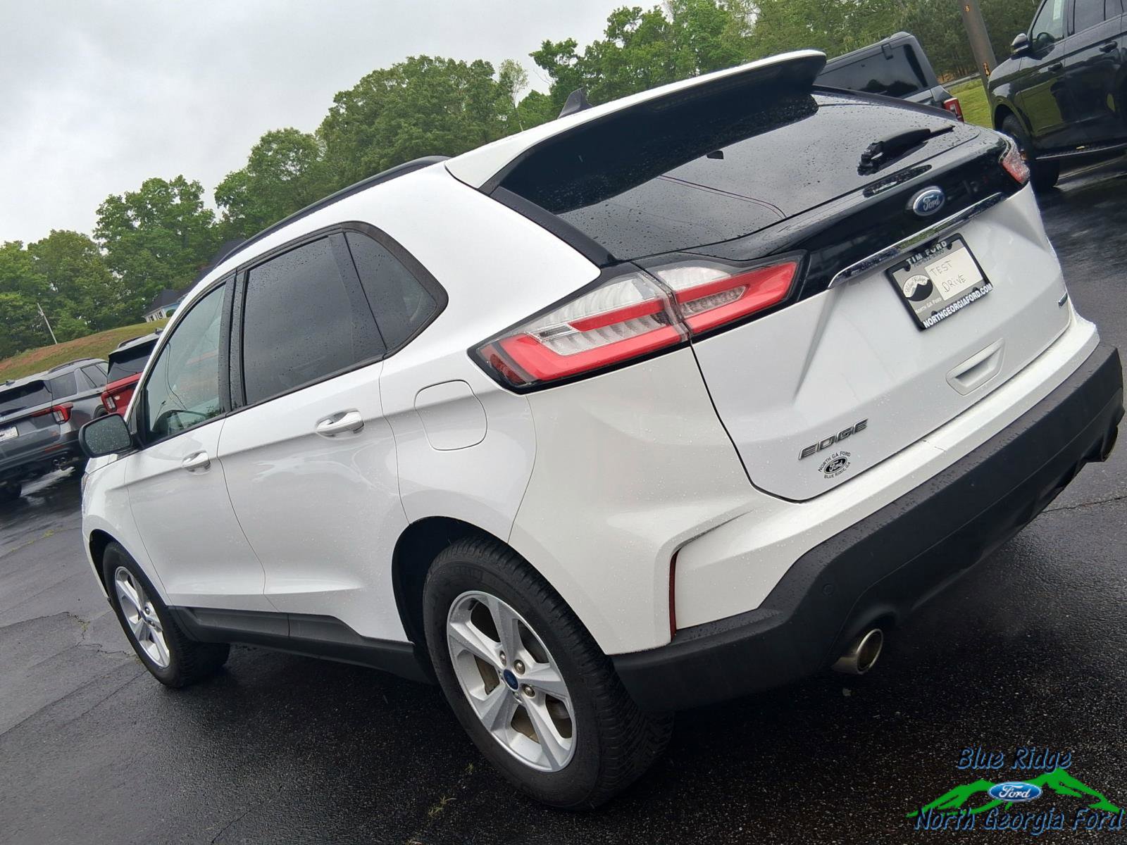 Used 2020 Ford Edge SE FWD image 29
