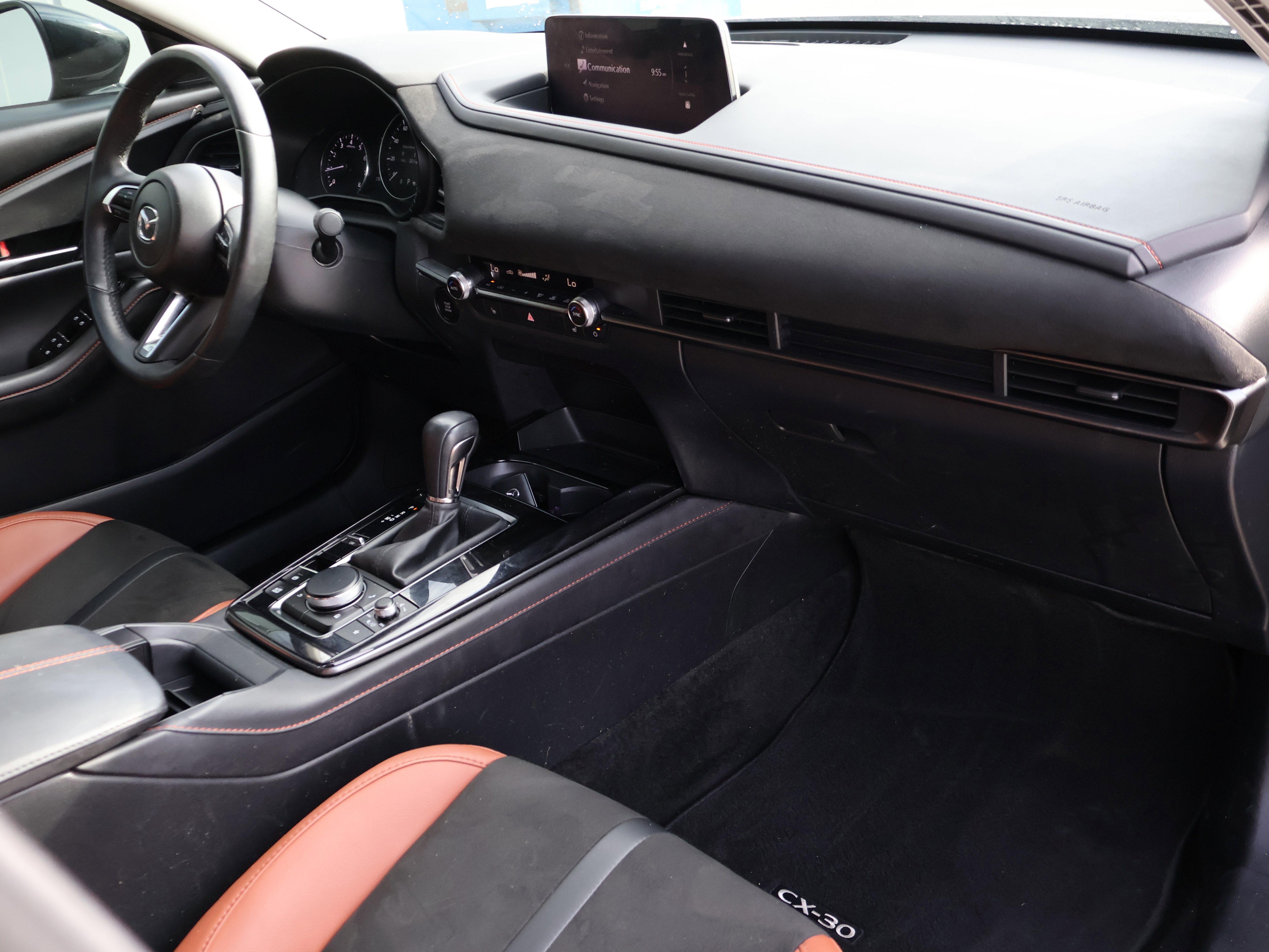 Used 2024 MAZDA CX-30 Carbon image 10