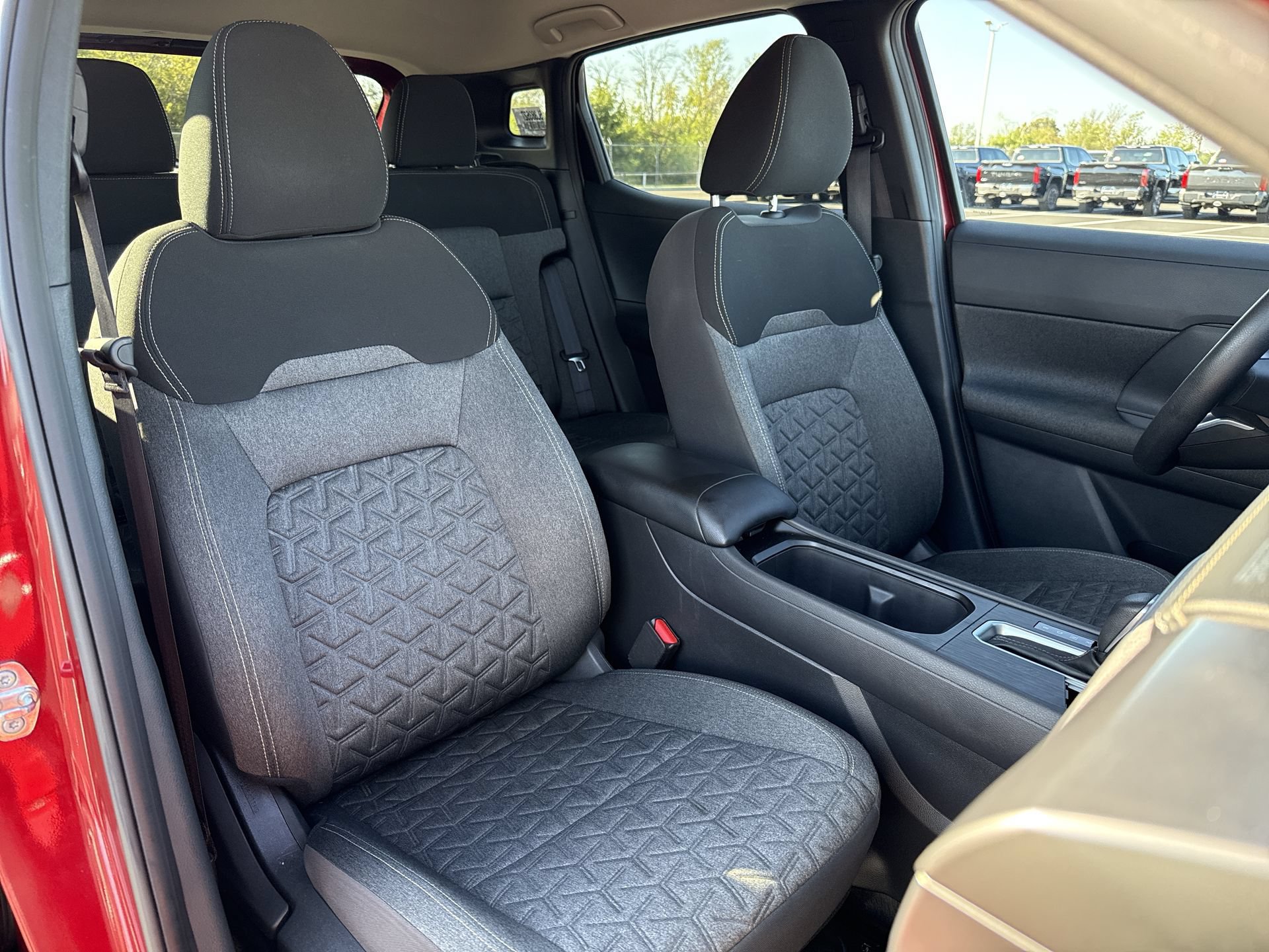 Used 2025 Nissan Kicks SV FWD image 25
