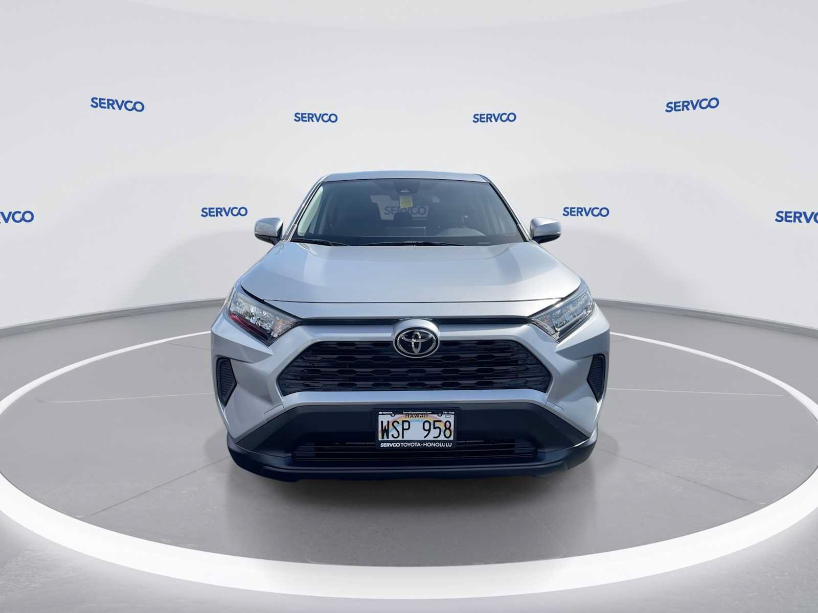Used 2022 Toyota RAV4 LE FWD image 3
