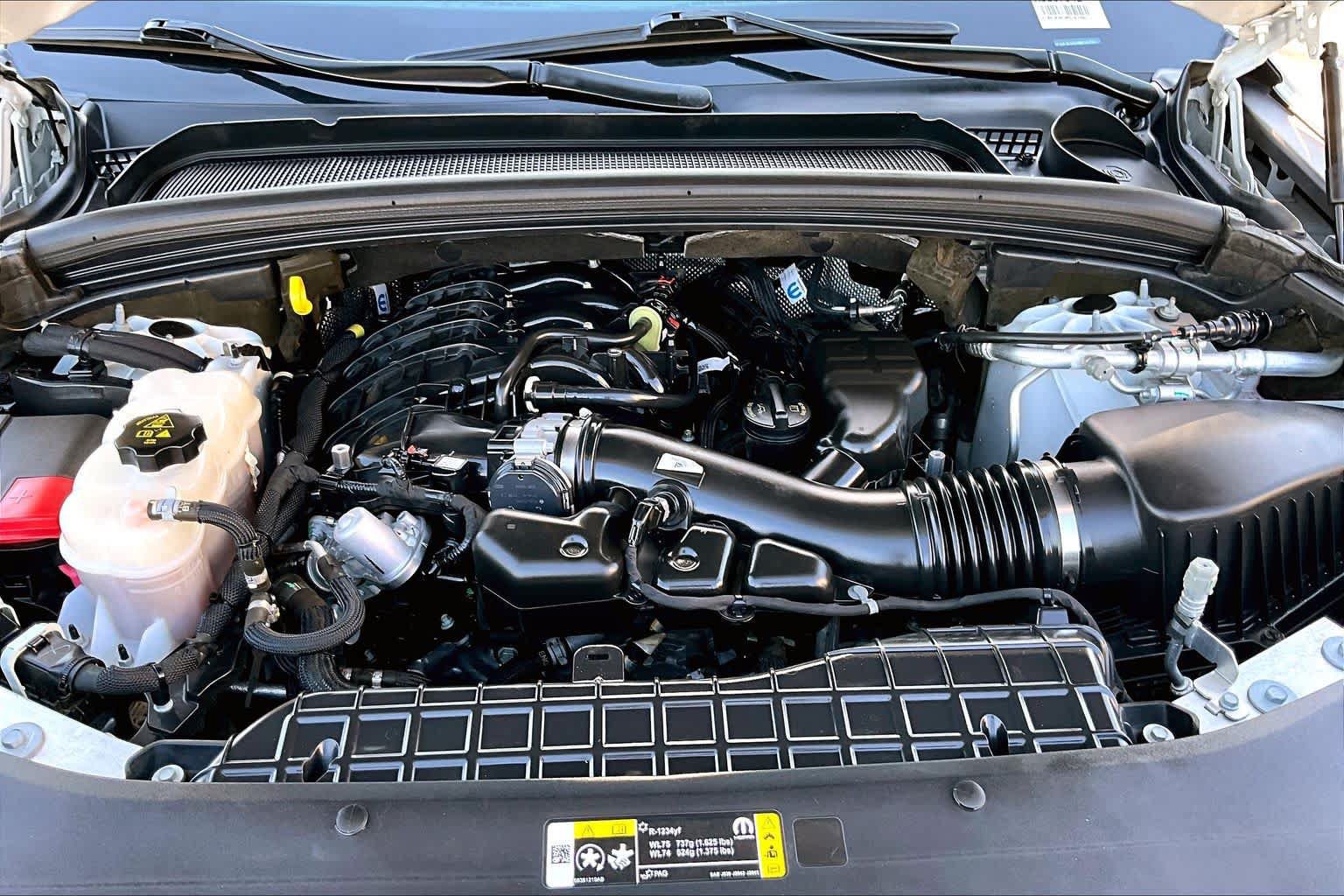 Used 2021 Jeep Grand Cherokee L Laredo AWD/4WD image 30