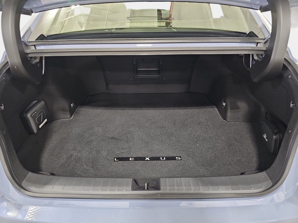 New 2026 Lexus ES 500e w/ Convenience Package AWD/4WD image 12