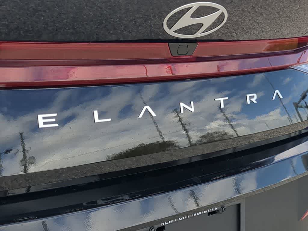 New 2026 Hyundai Elantra SEL Sport Premium FWD image 13