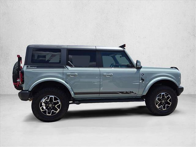Used 2024 Ford Bronco Outer Banks AWD/4WD image 4