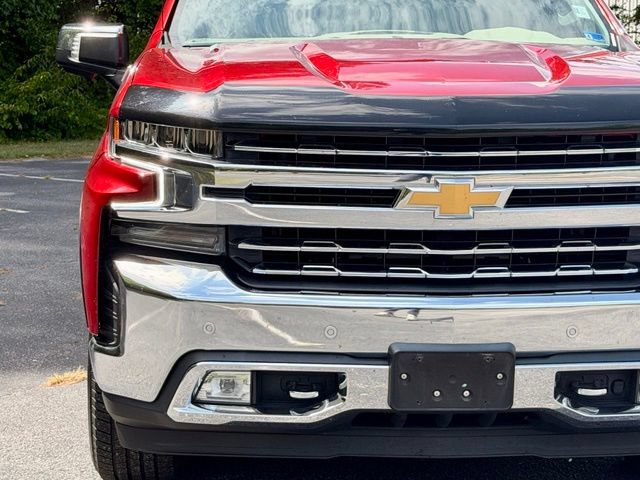 Used 2021 Chevrolet Silverado 1500 LTZ w/ LTZ Premium Package AWD/4WD image 13