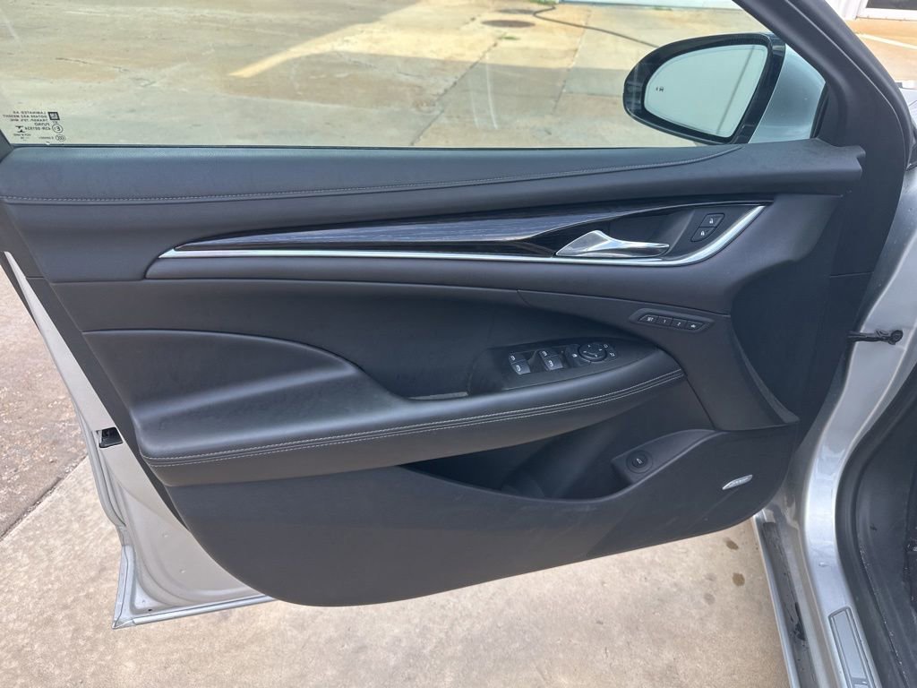 Used 2017 Buick LaCrosse Premium w/ Driver Confidence Package #2 FWD image 7