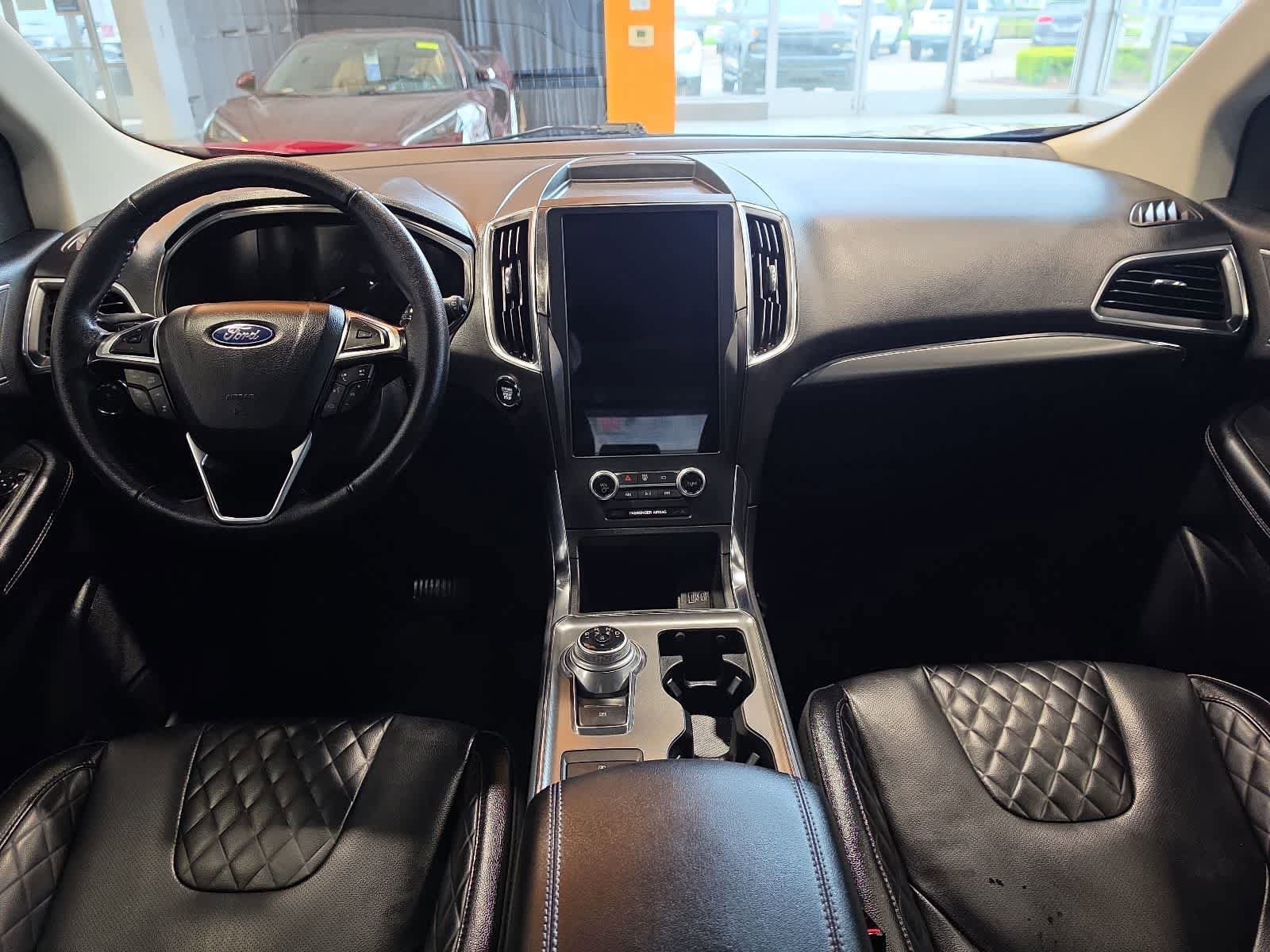 Used 2024 Ford Edge Titanium w/ Equipment Group 301A AWD/4WD image 29