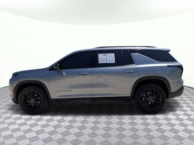 Used 2025 Chevrolet Traverse LT w/ Midnight/Sport Edition FWD image 6