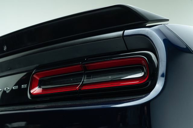 Used 2015 Dodge Challenger SRT Hellcat image 15