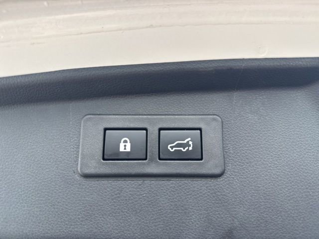 Used 2025 Subaru Outback Premium w/ Popular Package #1A image 25