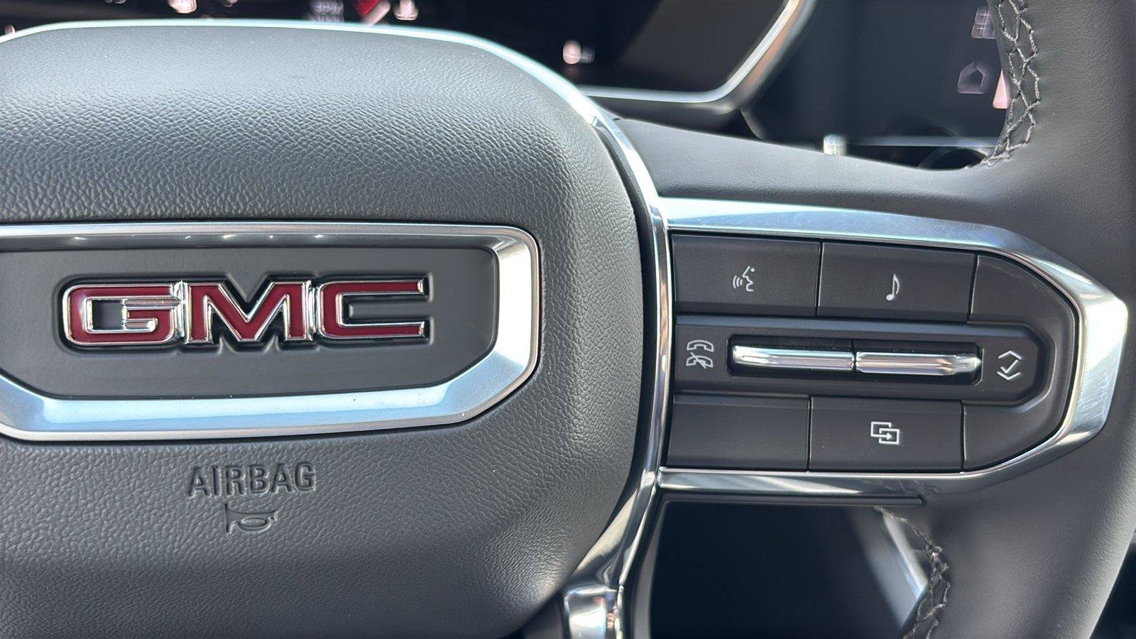 New 2026 GMC Canyon Elevation w/ Convenience Package RWD image 28