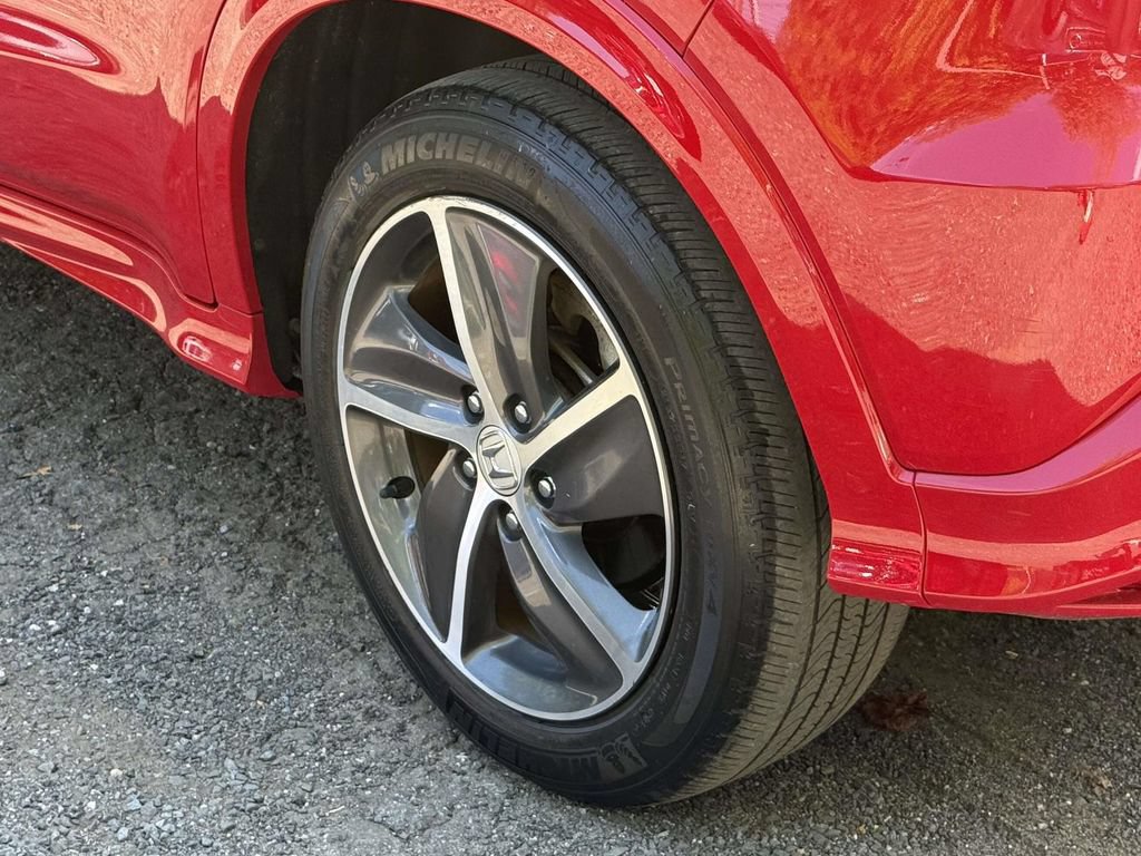 Used 2019 Honda HR-V Touring image 12