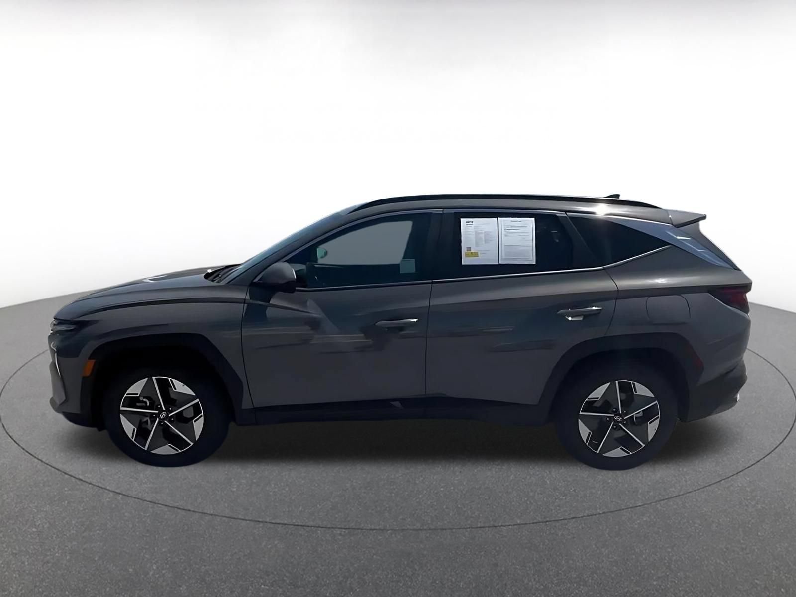 Used 2026 Hyundai Tucson SEL FWD image 9