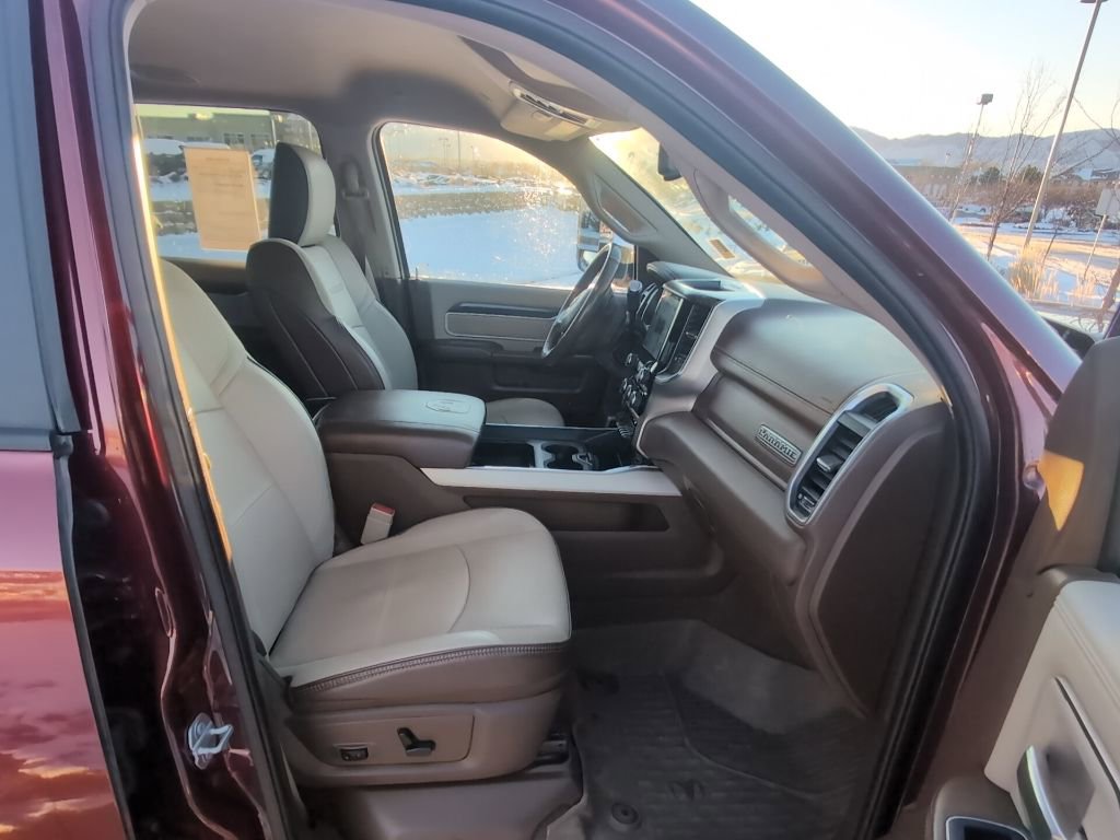 Used 2020 RAM 3500 Laramie image 32