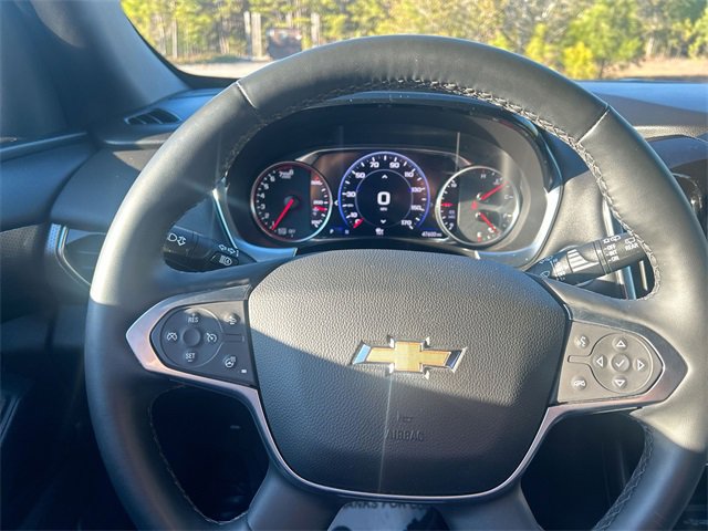 Used 2023 Chevrolet Traverse Premier image 18