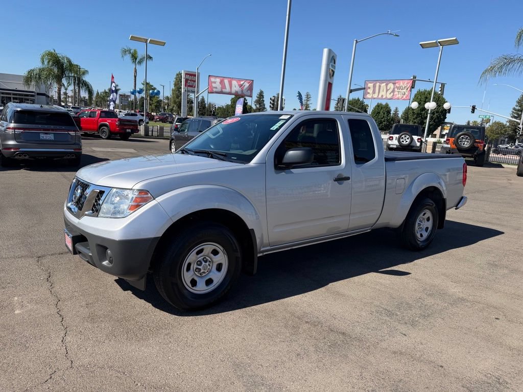 Used 2019 Nissan Frontier S RWD image 3