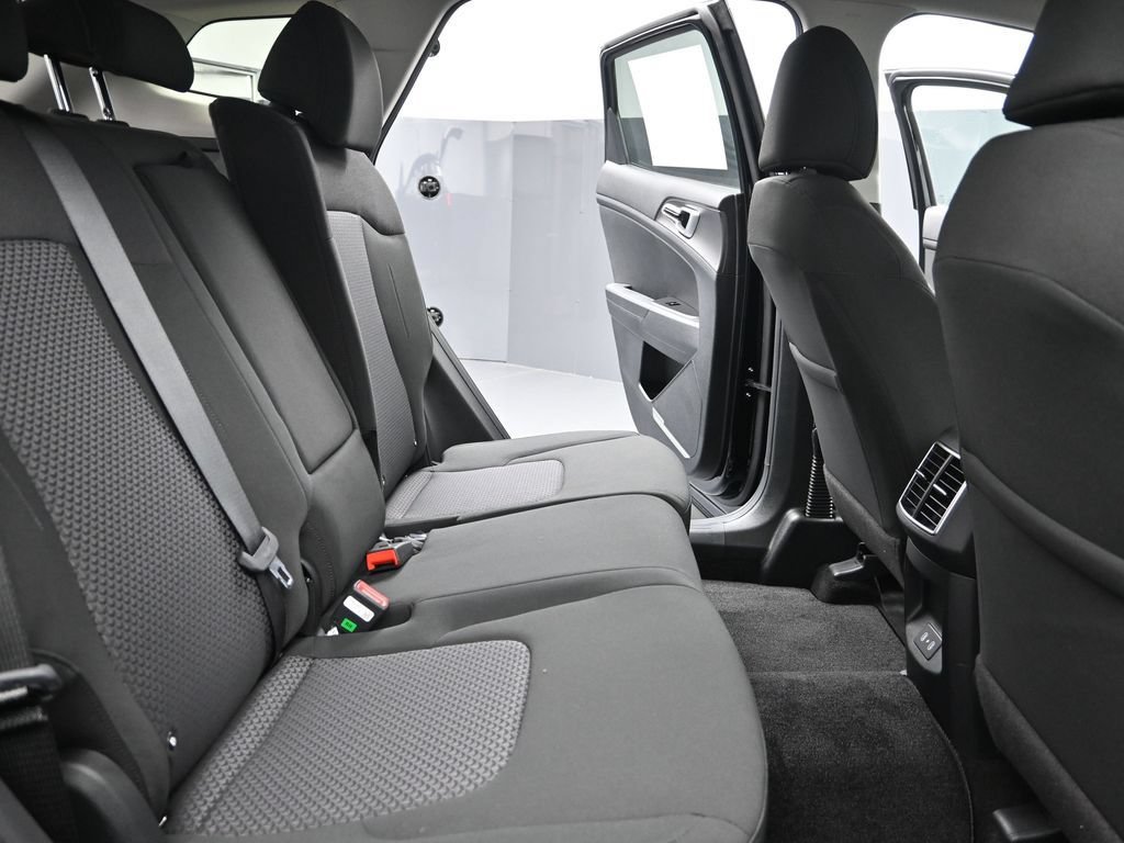 New 2026 Kia Sportage LX AWD/4WD image 36