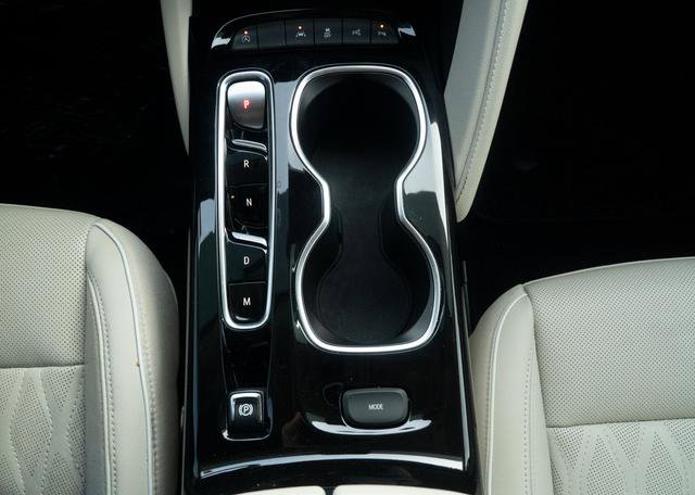 Used 2021 Buick Envision Avenir w/ Technology Package II image 21