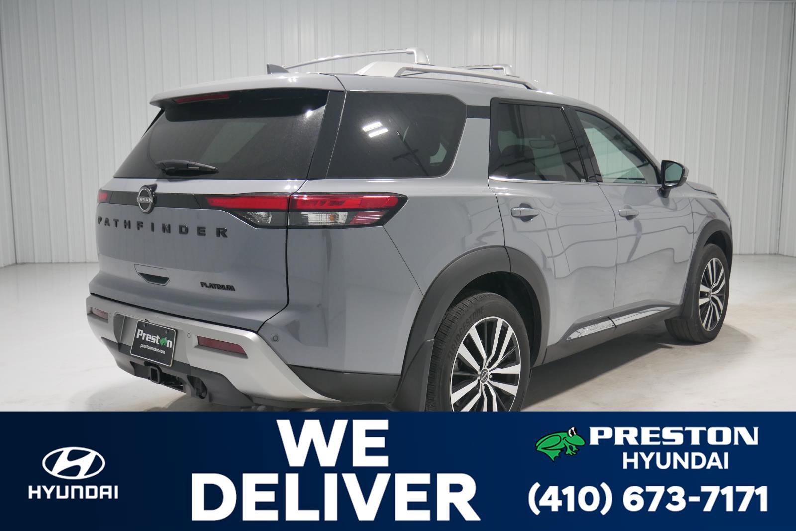 Used 2023 Nissan Pathfinder Platinum image 5
