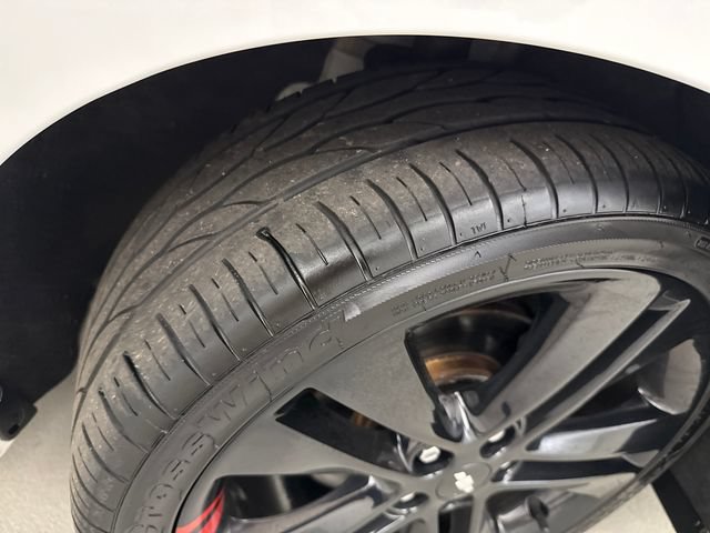 Used 2018 Chevrolet Cruze LT w/ Convenience Package FWD image 26