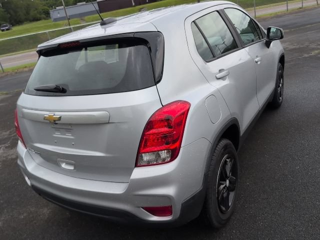 Used 2017 Chevrolet Trax LS AWD/4WD image 8