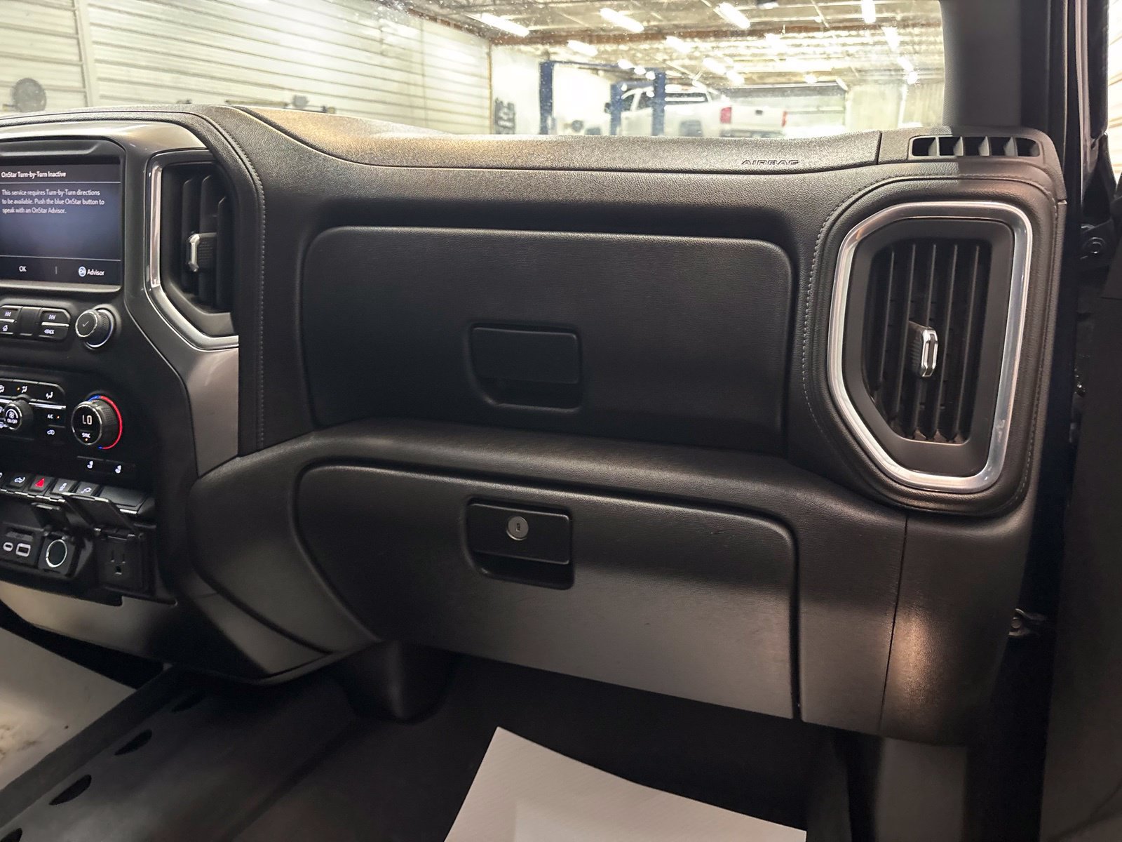 Used 2020 Chevrolet Silverado 1500 LT w/ All-Star Edition AWD/4WD image 30