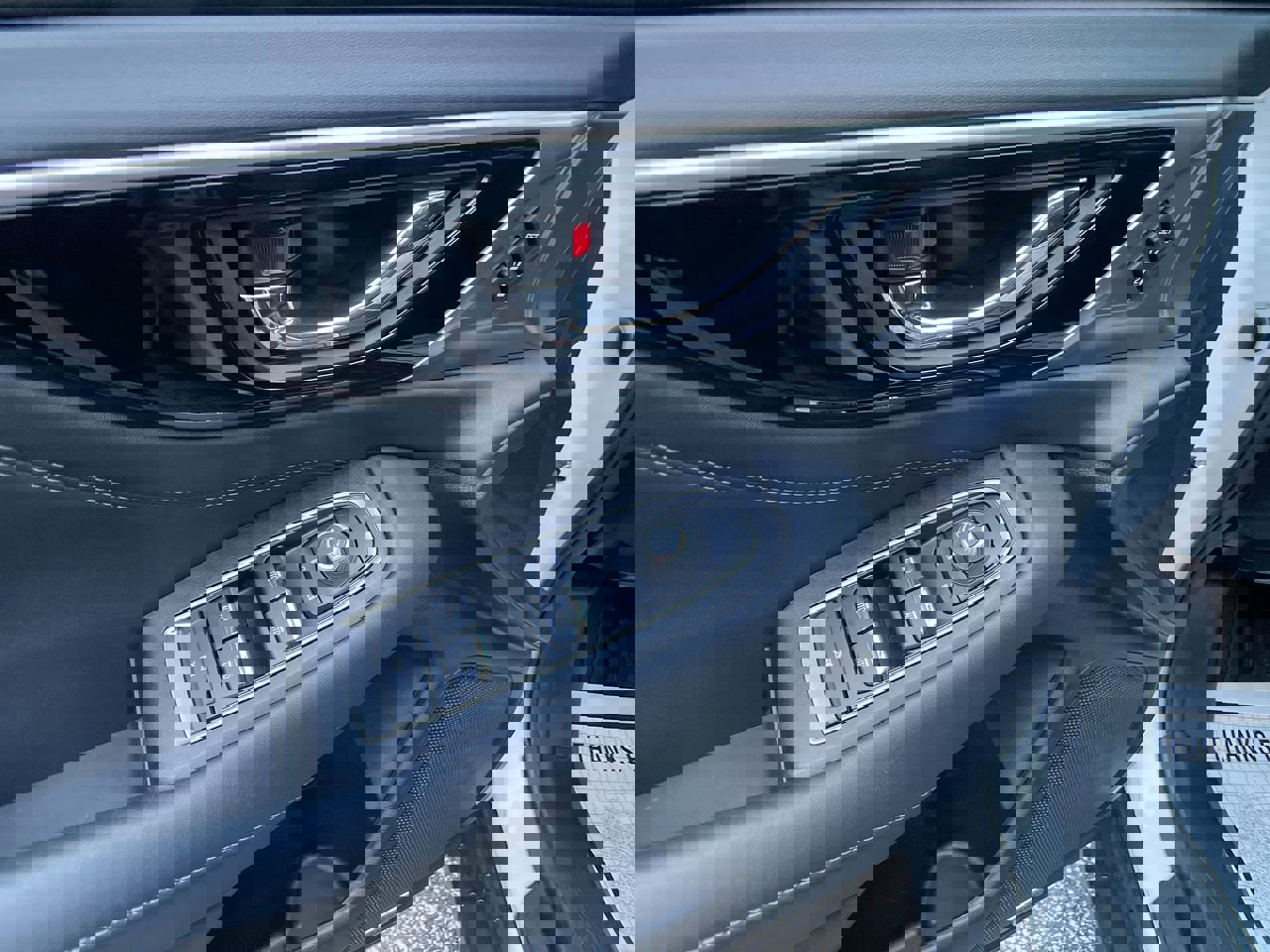 Used 2025 Subaru Outback Limited image 14