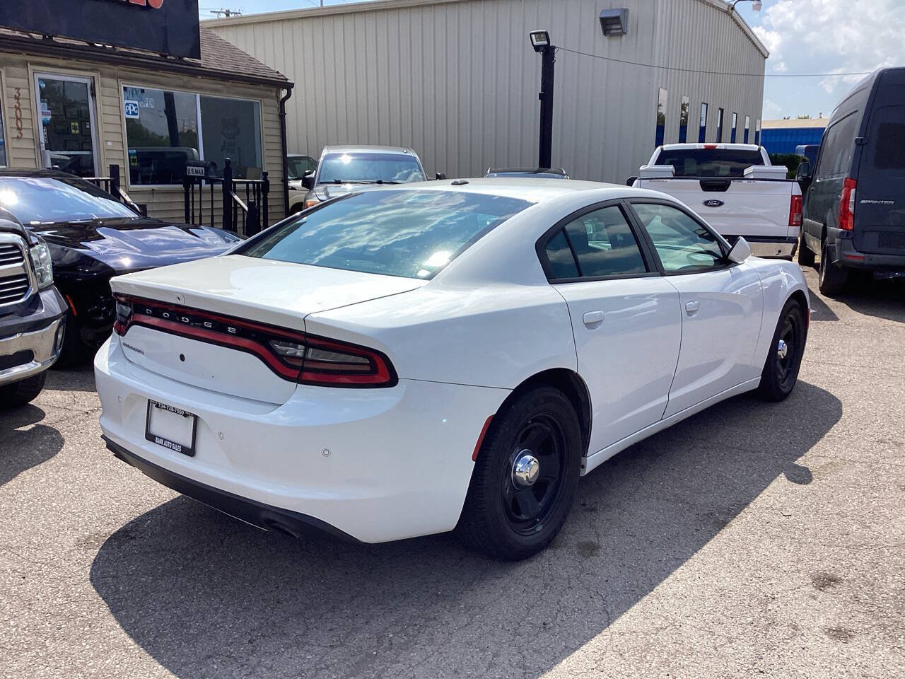 Used 2017 Dodge Charger Police w/ Integrated Display Package RWD image 2