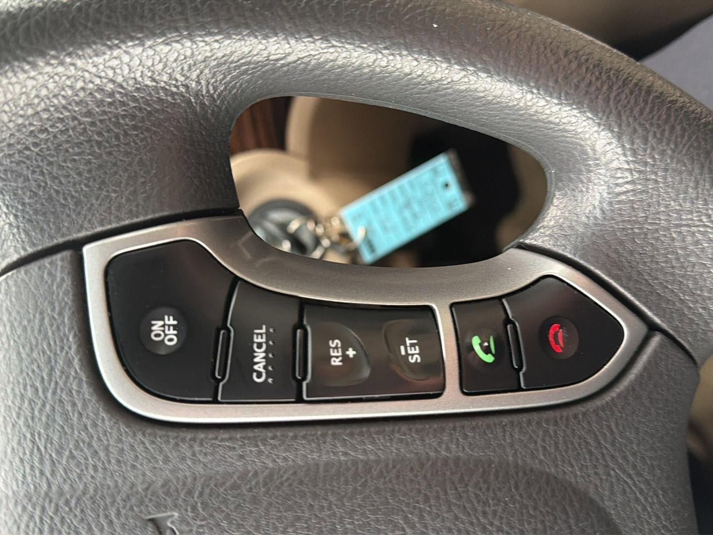 Used 2011 Hyundai Santa Fe GLS image 29