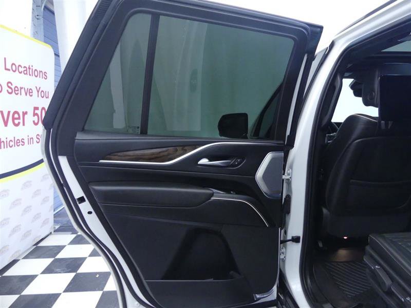 Used 2021 Cadillac Escalade Premium Luxury Platinum image 31