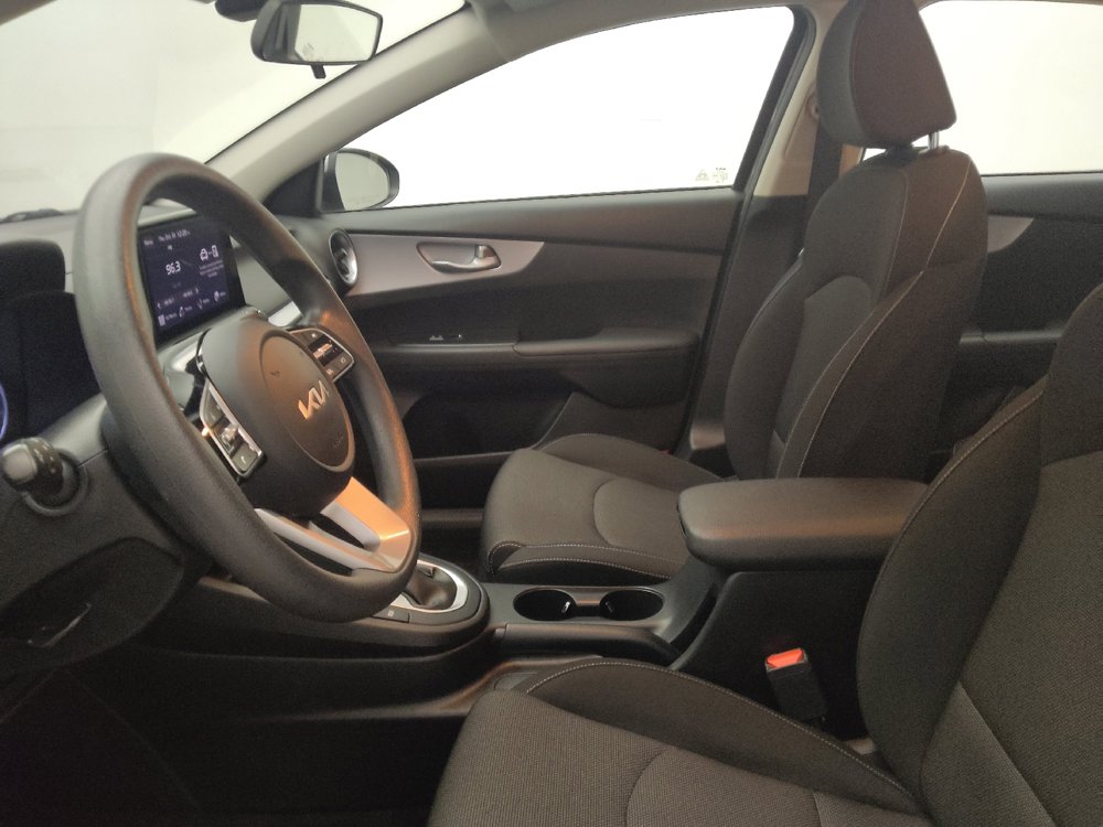 Used 2024 Kia Forte LXS image 17