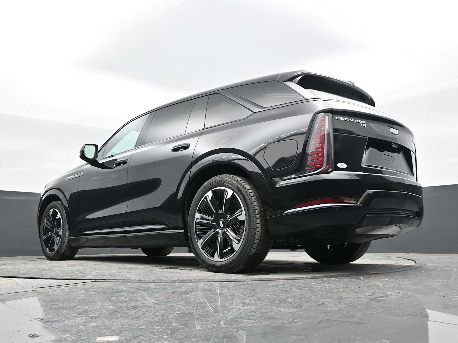 New 2025 Cadillac Escalade IQ Sport 1 w/ Smart Trailering package AWD/4WD image 41