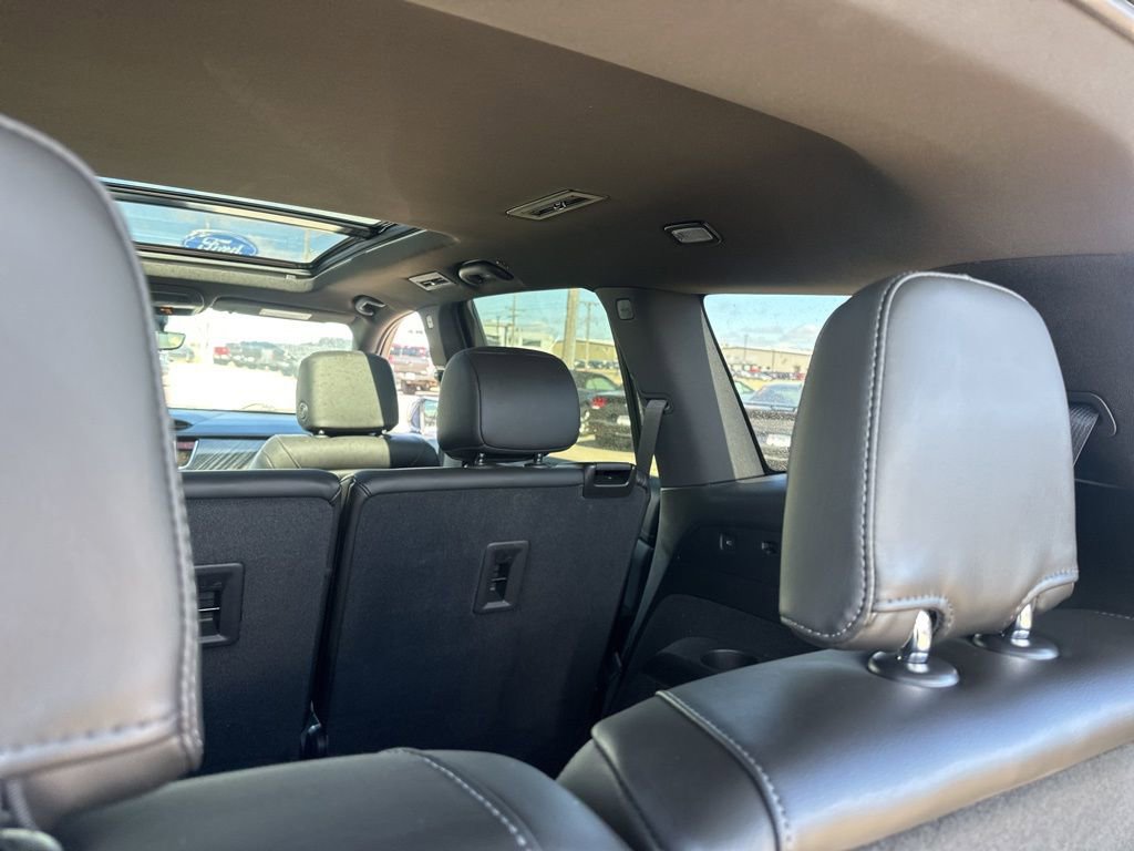 Used 2023 Cadillac XT6 Premium Luxury w/ Technology Package image 18