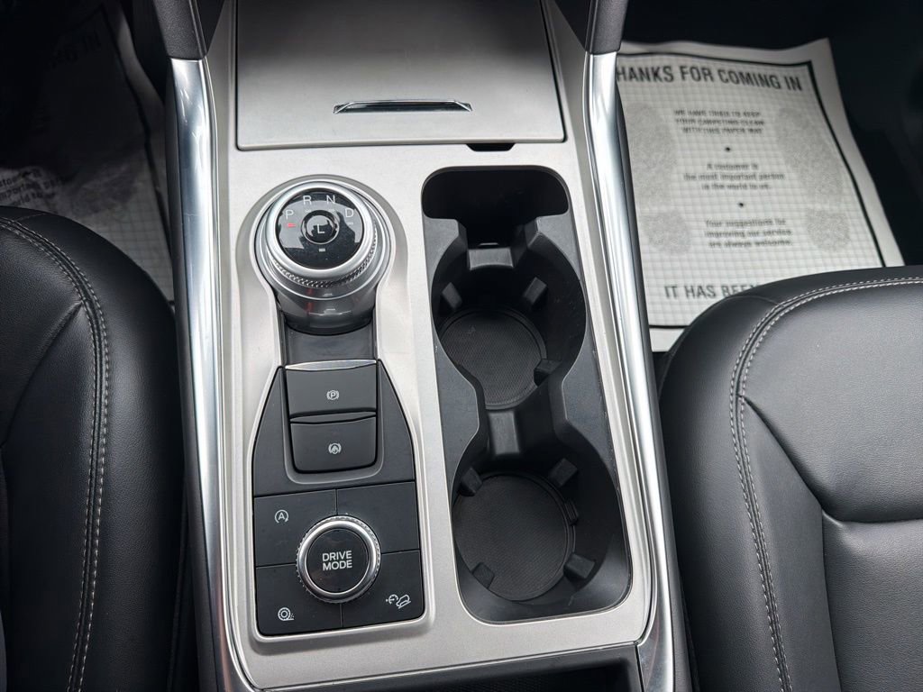 Used 2021 Ford Explorer XLT w/ Equipment Group 202A image 31