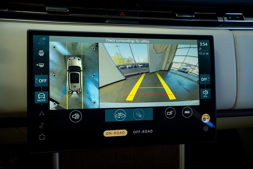 Used 2024 Land Rover Range Rover Long Wheelbase SE image 42