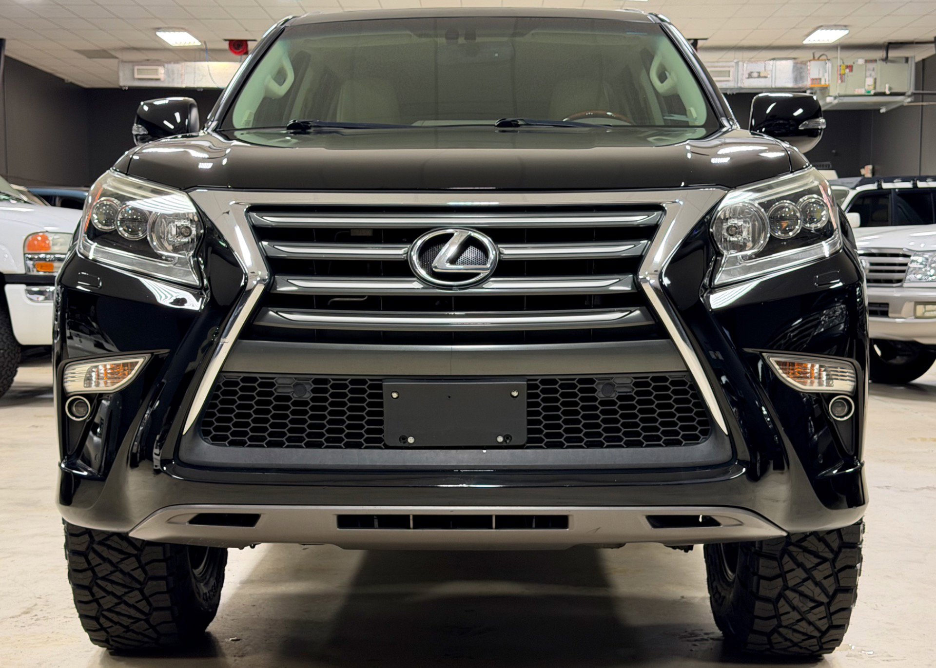 Used 2015 Lexus GX 460 w/ Premium Package AWD/4WD image 5